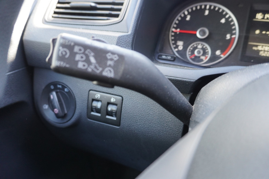 Volkswagen Caddy 2.0 TDI L2H1 BMT Maxi Trendline Airco | Cruise | Parkeersensoren | Trekhaak