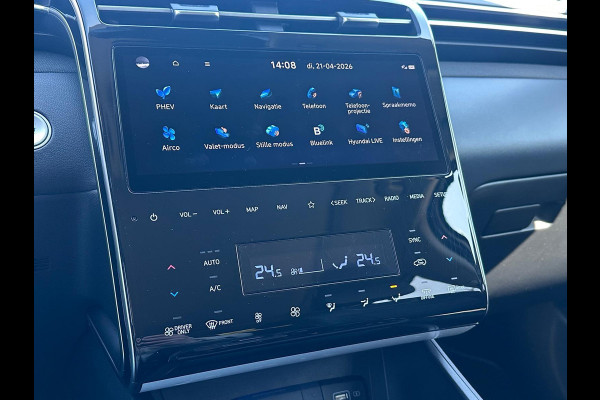 Hyundai Tucson 1.6 T-GDI PHEV Premium Sky 4WD | Panoramadak | Dealer onderhouden | Leder | Achteruitrijcamera | Elek. klep | Stoelverwarming voor & achter