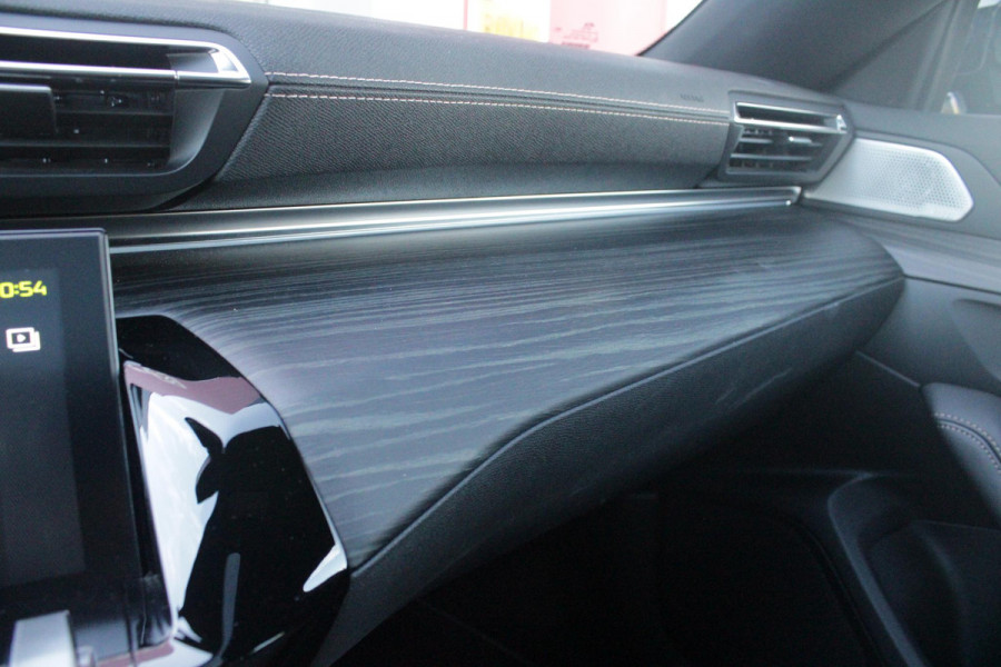 Peugeot 508 SW 1.6 HYbrid 225PK GT (Nieuw Model) | NAVIGATIE |PANORAMISCH SCHUIFDAK|KOPLAMPEN MATRIX LED | MISTRAL LEDEREN BEKLEDING | ELEKTRISCH VERSTELBARE VOORSTOELEN MET GEHEUGEN EN MASSAGE|DRAADLOOS APPLE CARPLAY/ANDROID AUTO | NIGHT VISION PACK | ADAPTIEF ONDERSTEL|7,4 KW LADEN| 19'' AUGUSTA LICHTMETALEN VELGEN | HIFI FOCAL| ADAPTIEVE CRUISECONTROL | WEGKLAPBARE TREKHAAK | ALARMSYSTEEM AF FABRIEK|DONKER GETINTE ACHTERRUITEN|