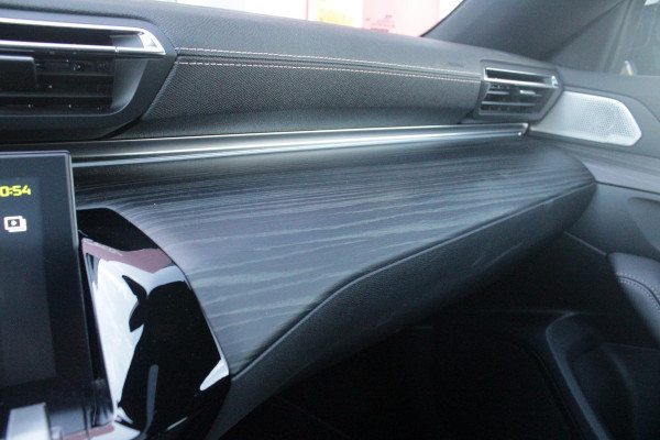 Peugeot 508 SW 1.6 HYbrid 225PK GT (Nieuw Model) | NAVIGATIE |PANORAMISCH SCHUIFDAK|KOPLAMPEN MATRIX LED | MISTRAL LEDEREN BEKLEDING | ELEKTRISCH VERSTELBARE VOORSTOELEN MET GEHEUGEN EN MASSAGE|DRAADLOOS APPLE CARPLAY/ANDROID AUTO | NIGHT VISION PACK | ADAPTIEF ONDERSTEL|7,4 KW LADEN| 19'' AUGUSTA LICHTMETALEN VELGEN | HIFI FOCAL| ADAPTIEVE CRUISECONTROL | WEGKLAPBARE TREKHAAK | ALARMSYSTEEM AF FABRIEK|DONKER GETINTE ACHTERRUITEN|