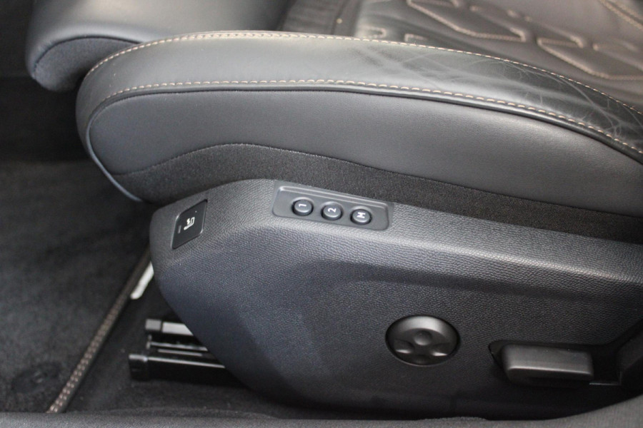 Peugeot 508 SW 1.6 HYbrid 225PK GT (Nieuw Model) | NAVIGATIE |PANORAMISCH SCHUIFDAK|KOPLAMPEN MATRIX LED | MISTRAL LEDEREN BEKLEDING | ELEKTRISCH VERSTELBARE VOORSTOELEN MET GEHEUGEN EN MASSAGE|DRAADLOOS APPLE CARPLAY/ANDROID AUTO | NIGHT VISION PACK | ADAPTIEF ONDERSTEL|7,4 KW LADEN| 19'' AUGUSTA LICHTMETALEN VELGEN | HIFI FOCAL| ADAPTIEVE CRUISECONTROL | WEGKLAPBARE TREKHAAK | ALARMSYSTEEM AF FABRIEK|DONKER GETINTE ACHTERRUITEN|
