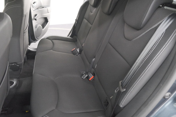 Renault Clio TCe 90 Zen | Navigatie | Parkeersensoren | Climate Control