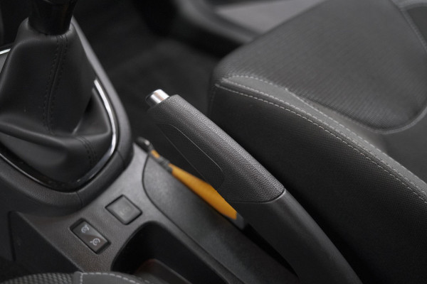 Renault Clio TCe 90 Zen | Navigatie | Parkeersensoren | Climate Control