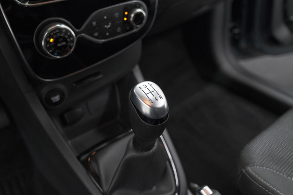 Renault Clio TCe 90 Zen | Navigatie | Parkeersensoren | Climate Control