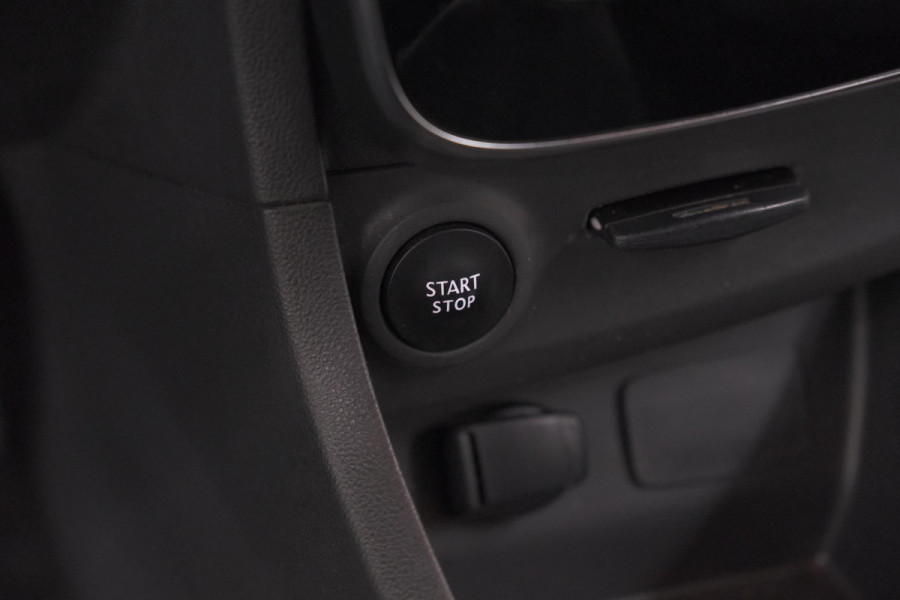 Renault Clio TCe 90 Zen | Navigatie | Parkeersensoren | Climate Control