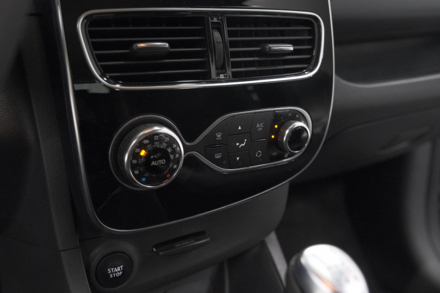 Renault Clio TCe 90 Zen | Navigatie | Parkeersensoren | Climate Control