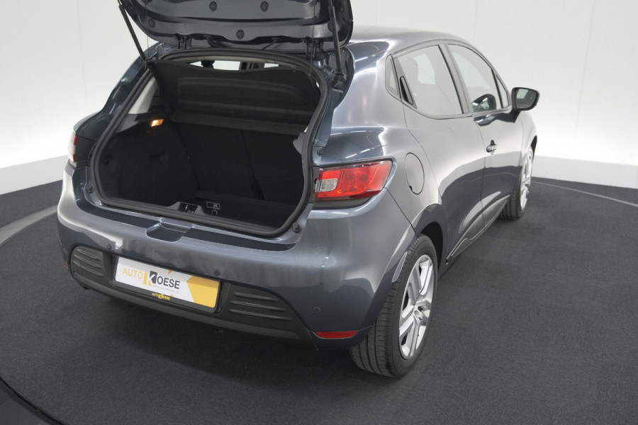 Renault Clio TCe 90 Zen | Navigatie | Parkeersensoren | Climate Control
