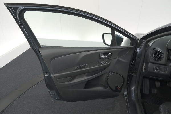 Renault Clio TCe 90 Zen | Navigatie | Parkeersensoren | Climate Control