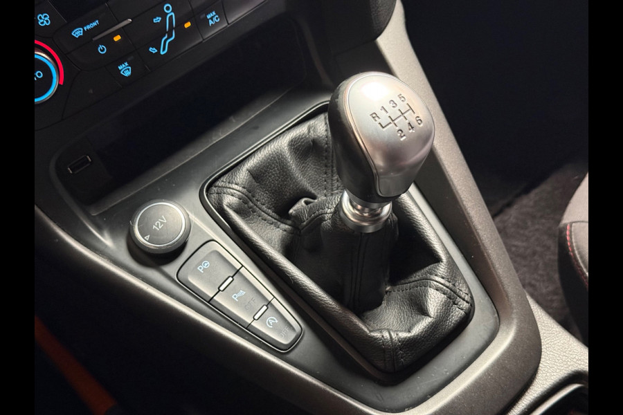 Ford FOCUS Wagon 1.0 ST-Line | Camera | Parkeersensoren | Led