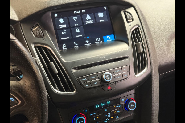 Ford FOCUS Wagon 1.0 ST-Line | Camera | Parkeersensoren | Led