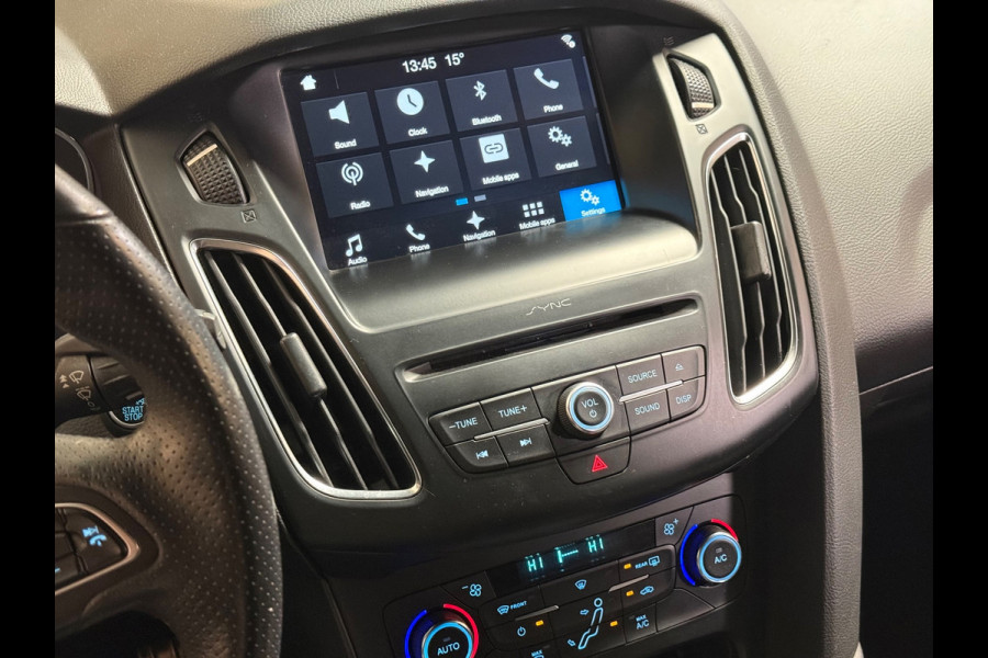 Ford FOCUS Wagon 1.0 ST-Line | Camera | Parkeersensoren | Led