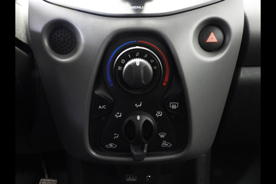 Peugeot 108 1.0 e-VTi Active Premium AIRCO/BLUETOOTH/PDC!