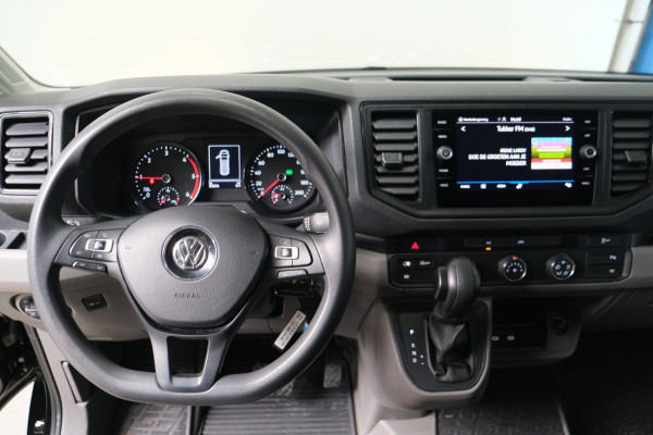 Volkswagen Crafter 35 2.0 TDI L3H3 Highline Automaat - N.A.P. Airco, Cruise, PDC, Navi, Carplay, Camera, Trekhaak.