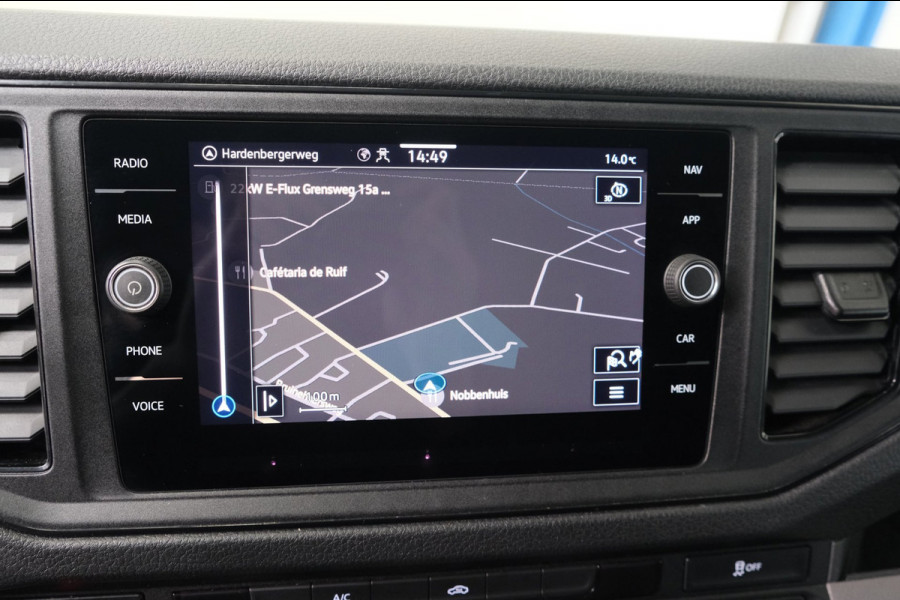 Volkswagen Crafter 35 2.0 TDI L3H3 Highline Automaat - N.A.P. Airco, Cruise, PDC, Navi, Carplay, Camera, Trekhaak.