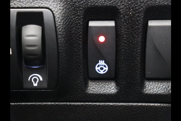 Renault Mégane 1.3 TCe Business Edition One | Leder | Stoelverwarming | Carplay | Keyless | Trekhaak | Navigatie | Full LED | Stuurverwarming | Camera | Digital Cockpit | Cruise control | Climate control