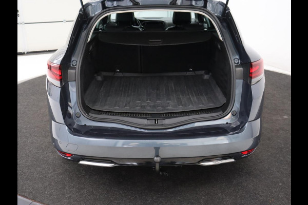 Renault Mégane 1.3 TCe Business Edition One | Leder | Stoelverwarming | Carplay | Keyless | Trekhaak | Navigatie | Full LED | Stuurverwarming | Camera | Digital Cockpit | Cruise control | Climate control