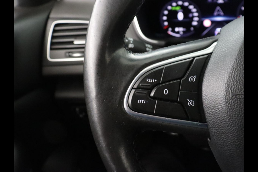 Renault Mégane 1.3 TCe Business Edition One | Leder | Stoelverwarming | Carplay | Keyless | Trekhaak | Navigatie | Full LED | Stuurverwarming | Camera | Digital Cockpit | Cruise control | Climate control