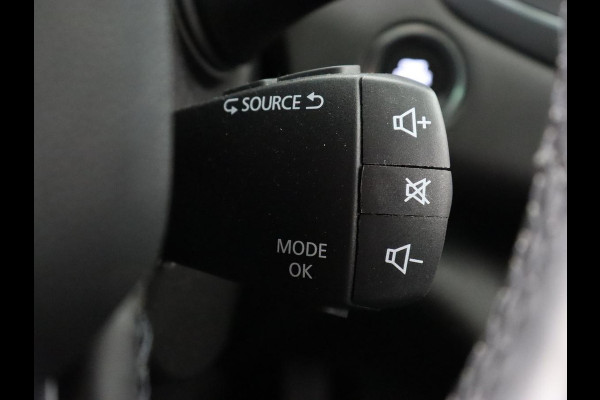 Renault Mégane 1.3 TCe Business Edition One | Leder | Stoelverwarming | Carplay | Keyless | Trekhaak | Navigatie | Full LED | Stuurverwarming | Camera | Digital Cockpit | Cruise control | Climate control