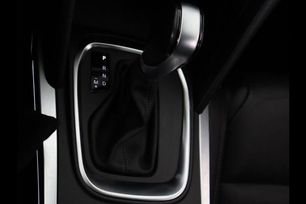 Renault Mégane 1.3 TCe Business Edition One | Leder | Stoelverwarming | Carplay | Keyless | Trekhaak | Navigatie | Full LED | Stuurverwarming | Camera | Digital Cockpit | Cruise control | Climate control