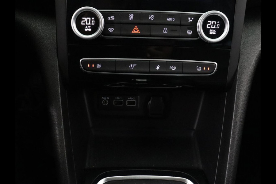 Renault Mégane 1.3 TCe Business Edition One | Leder | Stoelverwarming | Carplay | Keyless | Trekhaak | Navigatie | Full LED | Stuurverwarming | Camera | Digital Cockpit | Cruise control | Climate control