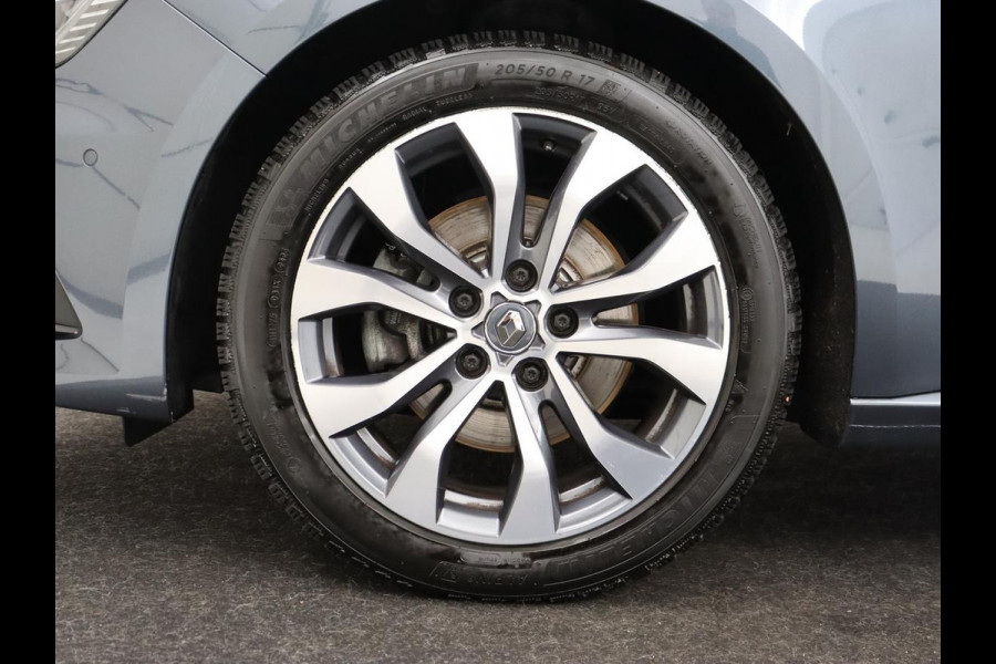 Renault Mégane 1.3 TCe Business Edition One | Leder | Stoelverwarming | Carplay | Keyless | Trekhaak | Navigatie | Full LED | Stuurverwarming | Camera | Digital Cockpit | Cruise control | Climate control