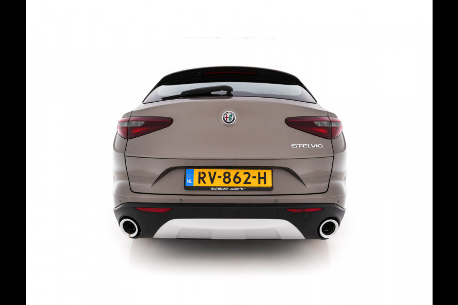 Alfa Romeo Stelvio 2.2d Super Aut. *LEATHER-FABRIC | BI-XENON | DAB+ | NAVI-FULLMAP | COMFORT-SEATS | ECC | CRUISE | PDC | 18"ALU*