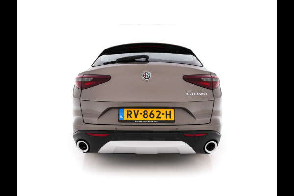 Alfa Romeo Stelvio 2.2d Super Aut. *LEATHER-FABRIC | BI-XENON | DAB+ | NAVI-FULLMAP | COMFORT-SEATS | ECC | CRUISE | PDC | 18"ALU*