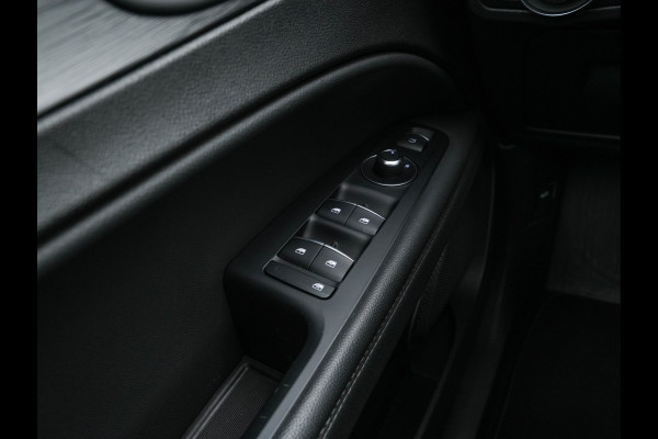 Alfa Romeo Stelvio 2.2d Super Aut. *LEATHER-FABRIC | BI-XENON | DAB+ | NAVI-FULLMAP | COMFORT-SEATS | ECC | CRUISE | PDC | 18"ALU*