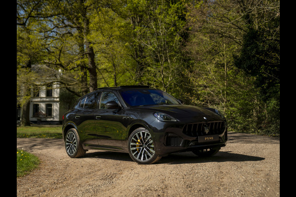 Maserati Grecale Modena 330pk | Luchtvering | Pano-dak | Carbon interieur | Sonus Faber