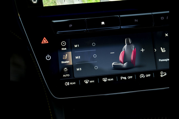 Maserati Grecale Modena 330pk | Luchtvering | Pano-dak | Carbon interieur | Sonus Faber