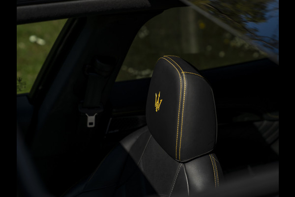 Maserati Grecale Modena 330pk | Luchtvering | Pano-dak | Carbon interieur | Sonus Faber