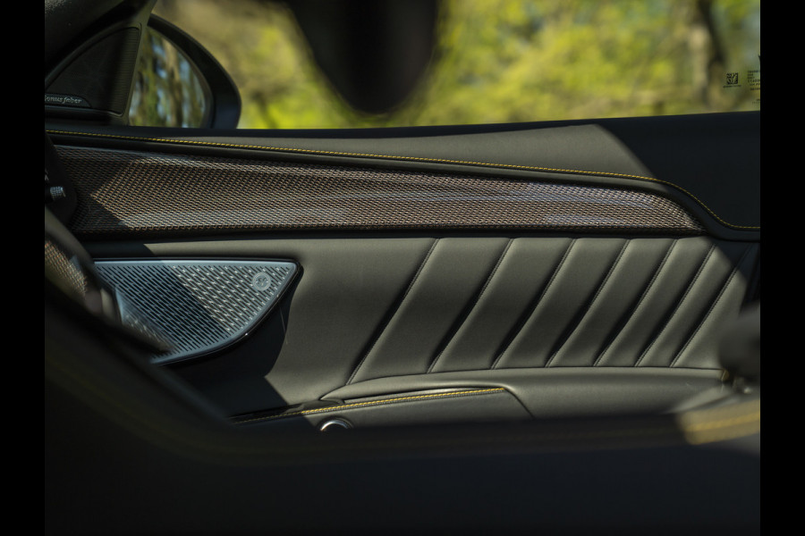 Maserati Grecale Modena 330pk | Luchtvering | Pano-dak | Carbon interieur | Sonus Faber