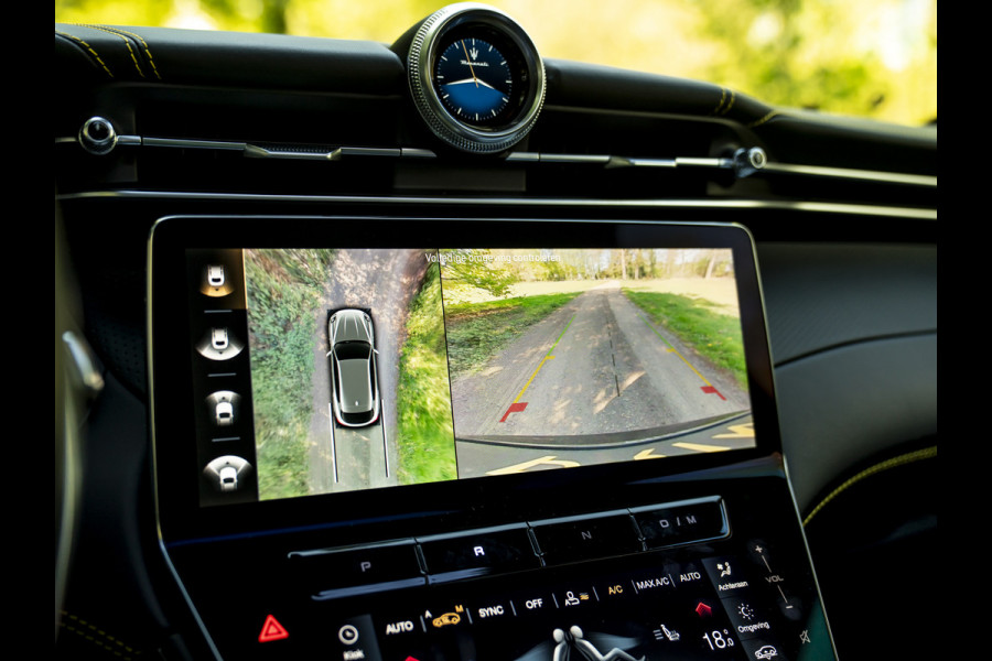 Maserati Grecale Modena 330pk | Luchtvering | Pano-dak | Carbon interieur | Sonus Faber