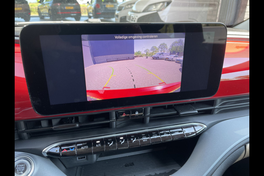 Fiat 500E Red 42 kwh Achteruitrijcamera - Airco - Parkeersensor achter - Navigatiesysteem - Apple carplay - Cruise control - Licht metalen velgen 16 inch - Radio - Ramen elektrisch - Multifunctioneel stuurwiel -  - Draadloze telefoonoplader - Led verlichting - Automaat - Usb aansluiting - Bluetooth