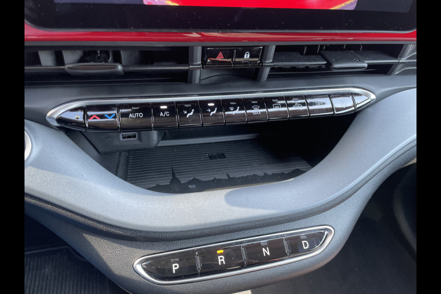 Fiat 500E Red 42 kwh Achteruitrijcamera - Airco - Parkeersensor achter - Navigatiesysteem - Apple carplay - Cruise control - Licht metalen velgen 16 inch - Radio - Ramen elektrisch - Multifunctioneel stuurwiel -  - Draadloze telefoonoplader - Led verlichting - Automaat - Usb aansluiting - Bluetooth