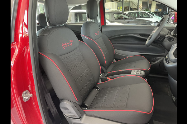 Fiat 500E Red 42 kwh Achteruitrijcamera - Airco - Parkeersensor achter - Navigatiesysteem - Apple carplay - Cruise control - Licht metalen velgen 16 inch - Radio - Ramen elektrisch - Multifunctioneel stuurwiel -  - Draadloze telefoonoplader - Led verlichting - Automaat - Usb aansluiting - Bluetooth