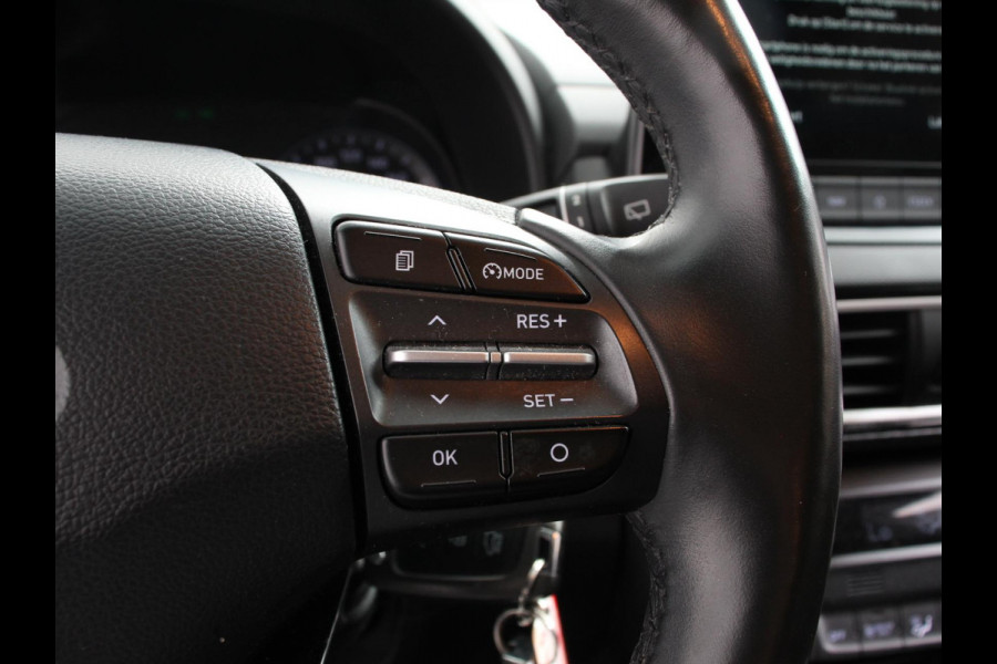 Hyundai Kona 1.6 GDI HEV Comfort Smart Automaat Climate control Cruise control Stoelverwarming Stuurverwarming Camera Parkeersensoren Lichtmetalen velgen Apple Carplay/ Android Auto