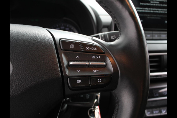 Hyundai Kona 1.6 GDI HEV Comfort Smart Automaat Climate control Cruise control Stoelverwarming Stuurverwarming Camera Parkeersensoren Lichtmetalen velgen Apple Carplay/ Android Auto