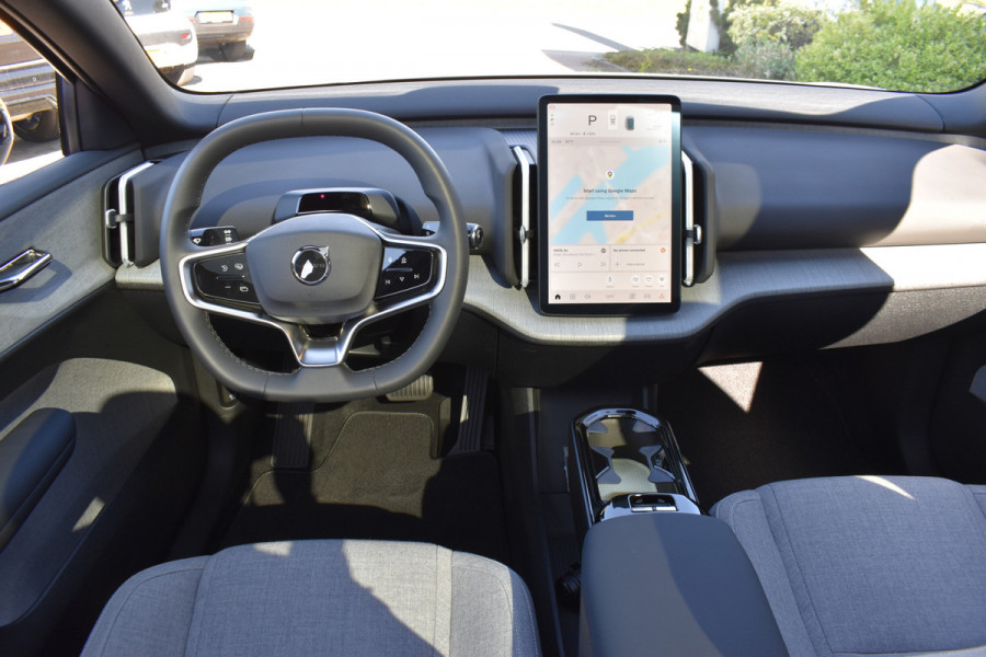 Volvo EX30 Extended Range Ultra 69 kWh | Trekhaak | Woolblend | Panodak | Elektr. Stoel | ACC