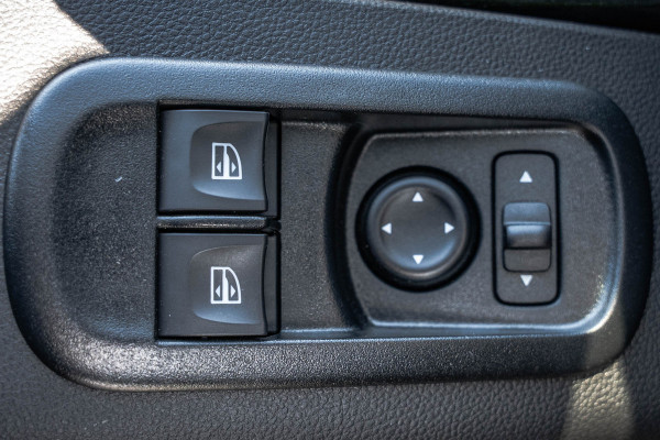 Renault Master 2.3dCi | Bakwagen met Laadklep | LED | Carplay | Camera | Cruise