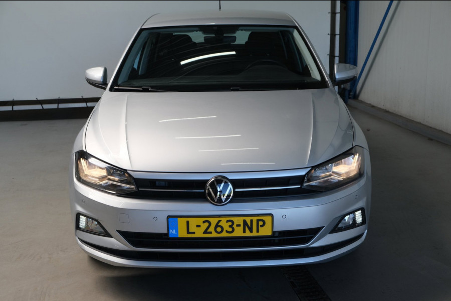 Volkswagen Polo 1.0 TSI Comfortline - N.A.P. Airco, Cruise, PDC, Carplay.