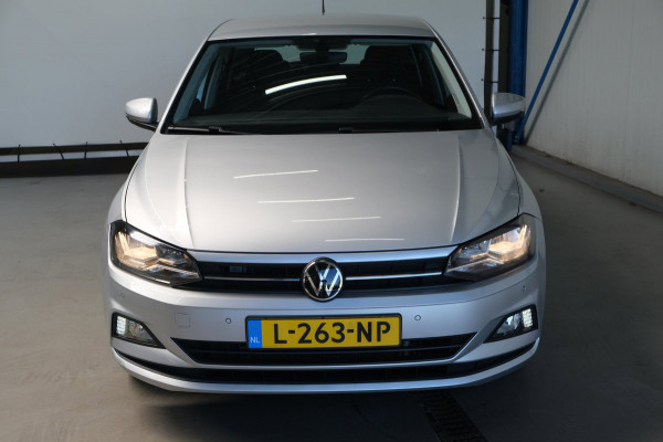 Volkswagen Polo 1.0 TSI Comfortline - N.A.P. Airco, Cruise, PDC, Carplay.