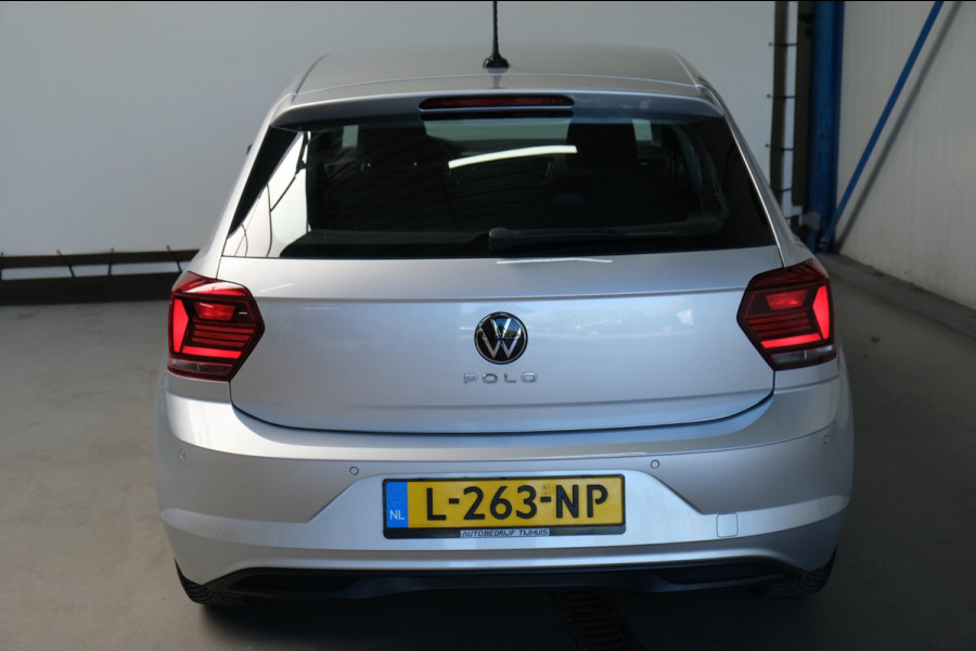 Volkswagen Polo 1.0 TSI Comfortline - N.A.P. Airco, Cruise, PDC, Carplay.