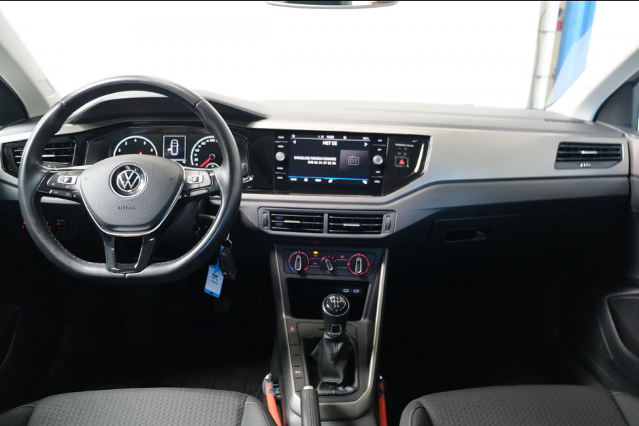 Volkswagen Polo 1.0 TSI Comfortline - N.A.P. Airco, Cruise, PDC, Carplay.