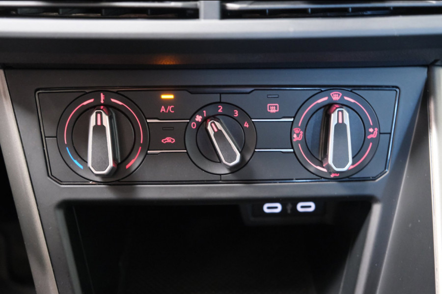 Volkswagen Polo 1.0 TSI Comfortline - N.A.P. Airco, Cruise, PDC, Carplay.