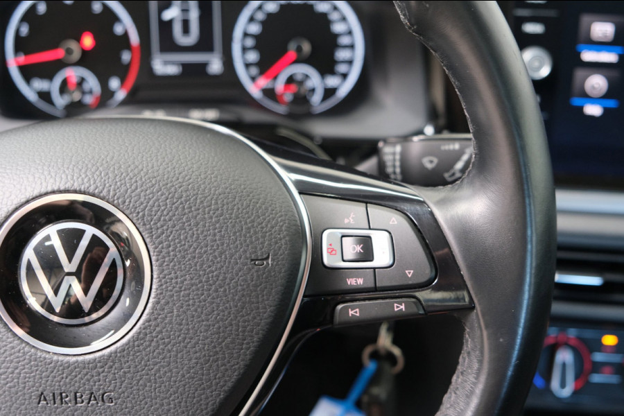 Volkswagen Polo 1.0 TSI Comfortline - N.A.P. Airco, Cruise, PDC, Carplay.