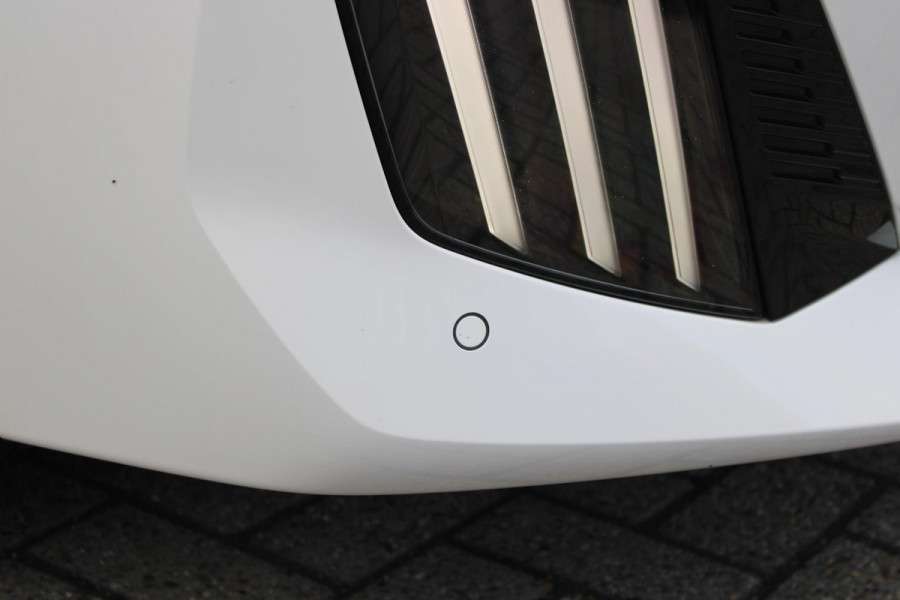Peugeot 208 1.2 100PK ALLURE | PARKEERSENSOREN VOOR + ACHTER | DRAADLOZE APPLE CARPLAY/ANDROID AUTO | CRUISE CONTROL | DAB+ RADIO | CLIMATE CONTROL | LED KOPLAMPEN | LICHTMETALEN VELGEN 16" |