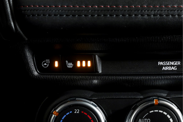 Mazda CX-3 2.0 SkyActiv-G 120 GT-M | Adapt. Cruise | Stoel-+Stuurverw. | PDC | Camera | NAV + App. Connect | ECC | Trekhaak | DAB | LM 18" |