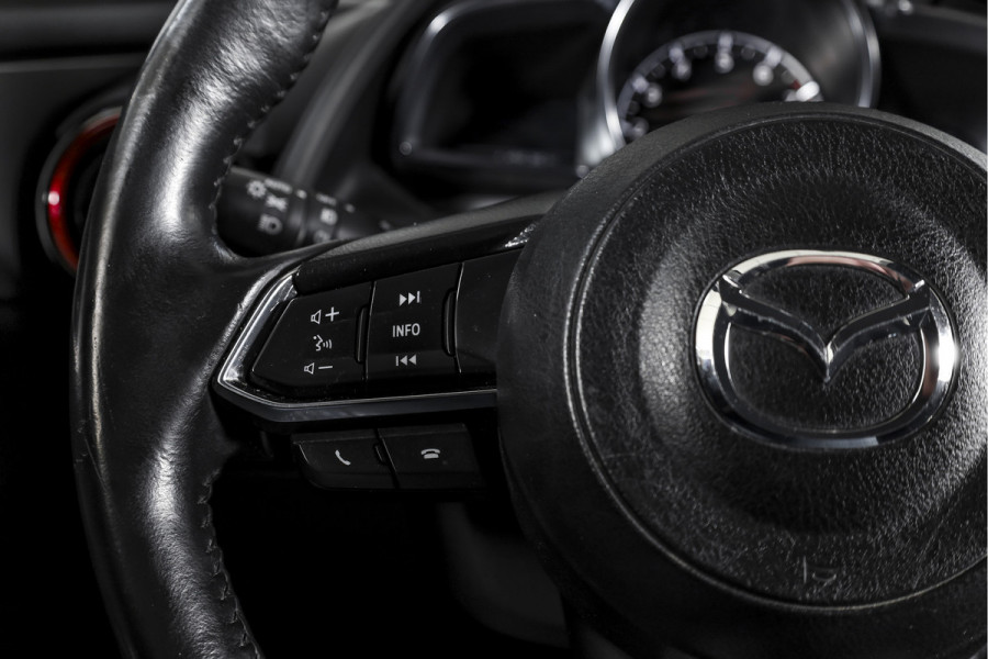 Mazda CX-3 2.0 SkyActiv-G 120 GT-M | Adapt. Cruise | Stoel-+Stuurverw. | PDC | Camera | NAV + App. Connect | ECC | Trekhaak | DAB | LM 18" |