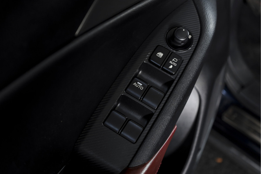 Mazda CX-3 2.0 SkyActiv-G 120 GT-M | Adapt. Cruise | Stoel-+Stuurverw. | PDC | Camera | NAV + App. Connect | ECC | Trekhaak | DAB | LM 18" |
